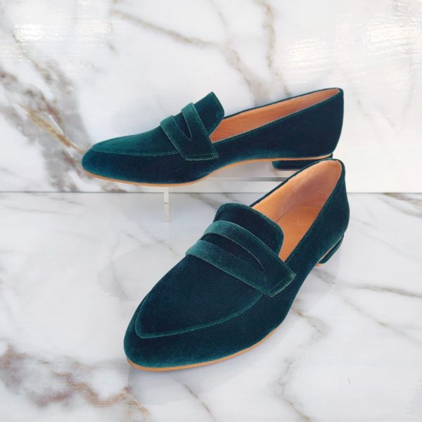 Women’s Velvet Loafers, Emerald Stylish Low Heel Moccasins, Unique Slip-on Velvet Shoes, Classic Office-Appealing, Pointed-toe Flats