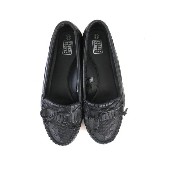 1990s Vintage Black Leather Loafers Slip Ons Modern Preppy Slippers Fringe Moccasins Work Shoes Women’s size 7.5